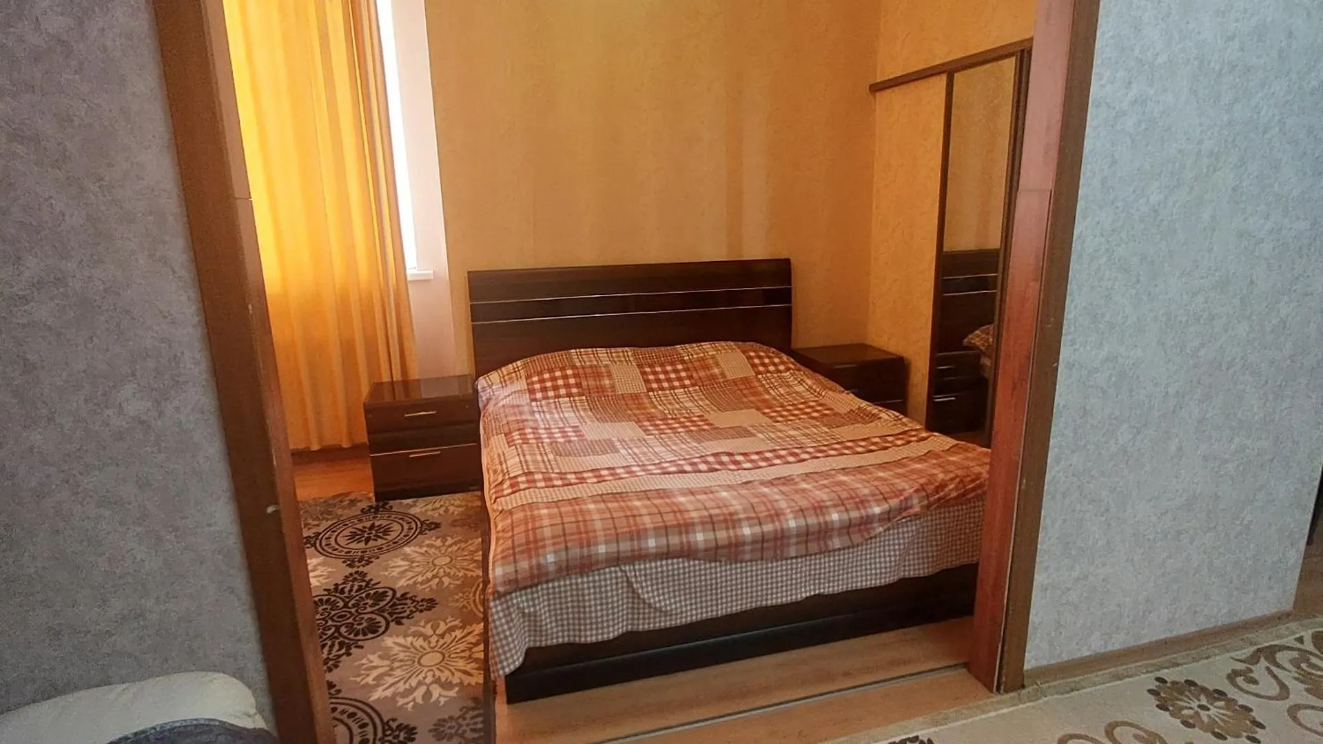 אלמטי Cosy flat in the city centre 0*,  קזחסטן